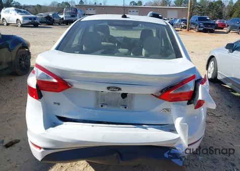 2018 Ford Fiesta Se z USA, uszkodzony, nr VIN 3FADP4BJ1JM108285
